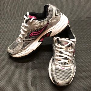 Women’s Saucony Cohesion